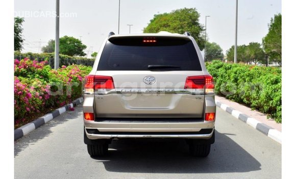 Buy Import Toyota Land Cruiser Other Car in Import - Dubai in Bujumbura Buy Import Toyota Land Cruiser Other Car in Import - Dubai in Bujumbura