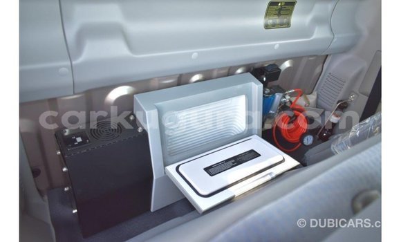 Acheter Import Voiture Toyota Land Cruiser Autre à Import - Dubai, Bujumbura Acheter Import Voiture Toyota Land Cruiser Autre à Import - Dubai, Bujumbura