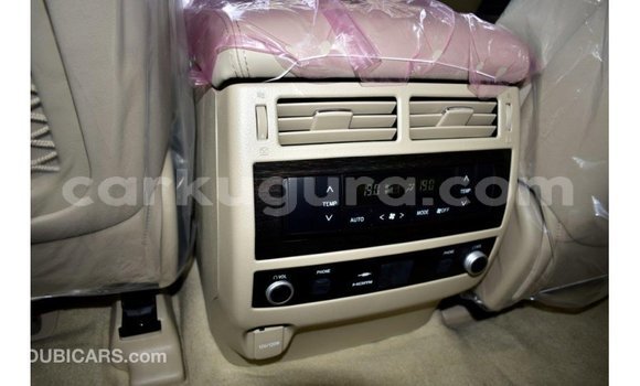 Buy Import Toyota Land Cruiser White Car in Import - Dubai in Bujumbura Buy Import Toyota Land Cruiser White Car in Import - Dubai in Bujumbura