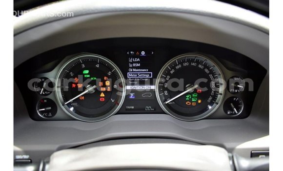 Buy Import Toyota Land Cruiser White Car in Import - Dubai in Bujumbura Buy Import Toyota Land Cruiser White Car in Import - Dubai in Bujumbura