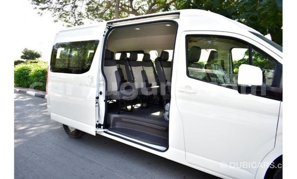 Buy Import Toyota Hiace White Car in Import - Dubai in Bujumbura Buy Import Toyota Hiace White Car in Import - Dubai in Bujumbura
