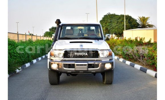 Buy Import Toyota Land Cruiser Other Car in Import - Dubai in Bujumbura Buy Import Toyota Land Cruiser Other Car in Import - Dubai in Bujumbura