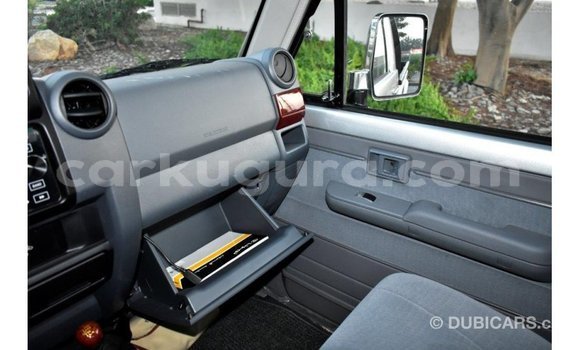 Buy Import Toyota Land Cruiser Other Car in Import - Dubai in Bujumbura Buy Import Toyota Land Cruiser Other Car in Import - Dubai in Bujumbura