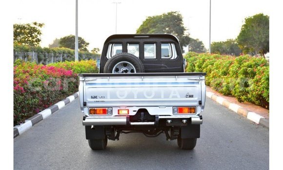 Buy Import Toyota Land Cruiser Other Car in Import - Dubai in Bujumbura Buy Import Toyota Land Cruiser Other Car in Import - Dubai in Bujumbura