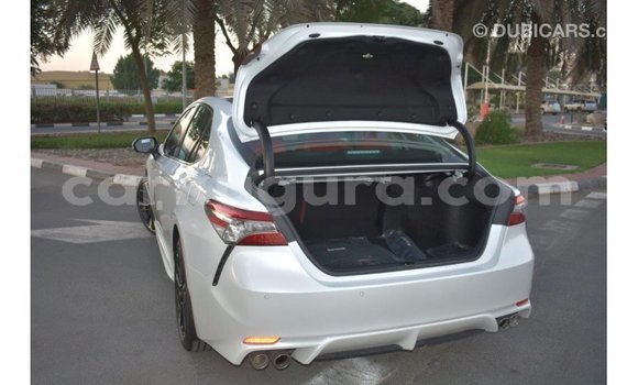 Buy Import Toyota Camry White Car in Import - Dubai in Bujumbura Buy Import Toyota Camry White Car in Import - Dubai in Bujumbura