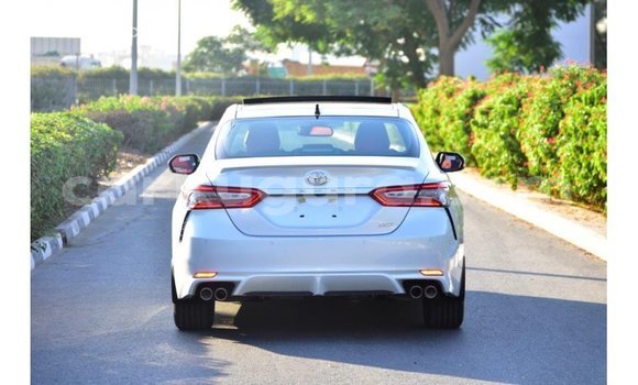 Buy Import Toyota Camry White Car in Import - Dubai in Bujumbura Buy Import Toyota Camry White Car in Import - Dubai in Bujumbura