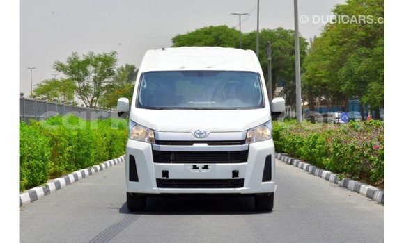 Buy Import Toyota Hiace White Car in Import - Dubai in Bujumbura Buy Import Toyota Hiace White Car in Import - Dubai in Bujumbura