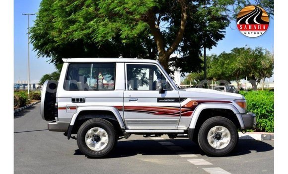 Buy Import Toyota Land Cruiser Other Car in Import - Dubai in Bujumbura Buy Import Toyota Land Cruiser Other Car in Import - Dubai in Bujumbura