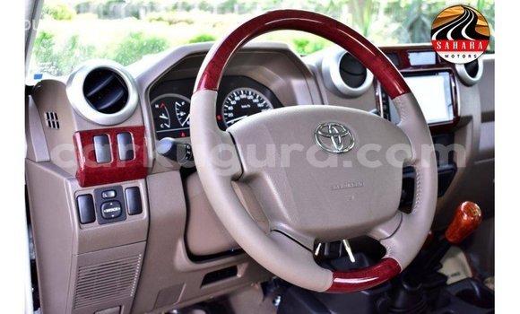 Buy Import Toyota Land Cruiser Other Car in Import - Dubai in Bujumbura Buy Import Toyota Land Cruiser Other Car in Import - Dubai in Bujumbura