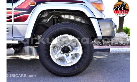 Buy Import Toyota Land Cruiser Other Car in Import - Dubai in Bujumbura Buy Import Toyota Land Cruiser Other Car in Import - Dubai in Bujumbura