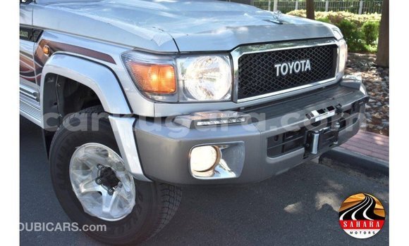 Buy Import Toyota Land Cruiser Other Car in Import - Dubai in Bujumbura Buy Import Toyota Land Cruiser Other Car in Import - Dubai in Bujumbura