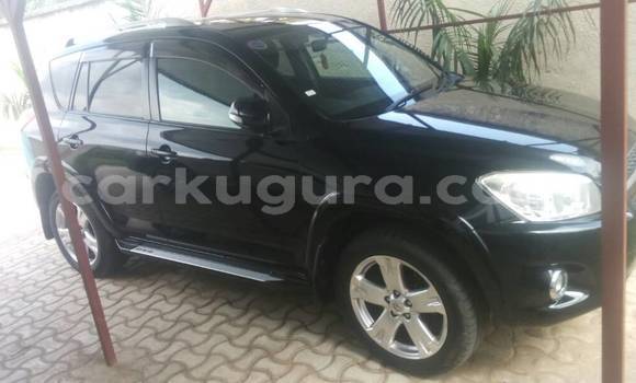 Nunua Ilio tumika Toyota RAV4 Nyeusi Gari ndani ya ukumbi wa mji nchini Bujumbura Nunua Ilio tumika Toyota RAV4 Nyeusi Gari ndani ya ukumbi wa mji nchini Bujumbura