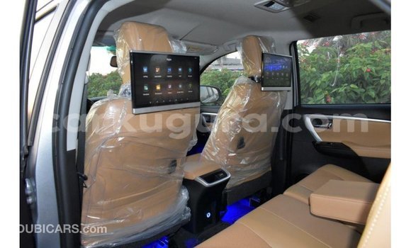 Buy Import Toyota Fortuner Other Car in Import - Dubai in Bujumbura Buy Import Toyota Fortuner Other Car in Import - Dubai in Bujumbura