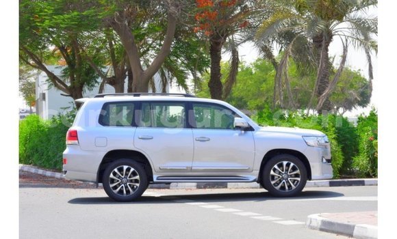 Buy Import Toyota Land Cruiser Other Car in Import - Dubai in Bujumbura Buy Import Toyota Land Cruiser Other Car in Import - Dubai in Bujumbura