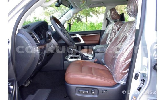 Buy Import Toyota Land Cruiser Other Car in Import - Dubai in Bujumbura Buy Import Toyota Land Cruiser Other Car in Import - Dubai in Bujumbura