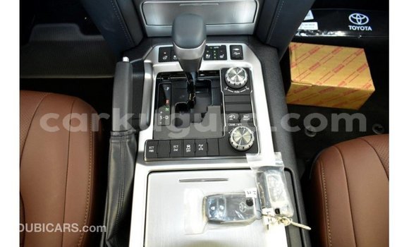 Buy Import Toyota Land Cruiser Other Car in Import - Dubai in Bujumbura Buy Import Toyota Land Cruiser Other Car in Import - Dubai in Bujumbura