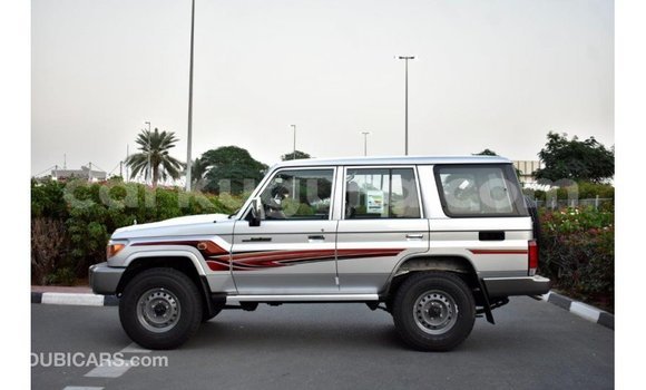 Acheter Import Voiture Toyota Land Cruiser Autre à Import - Dubai, Bujumbura Acheter Import Voiture Toyota Land Cruiser Autre à Import - Dubai, Bujumbura