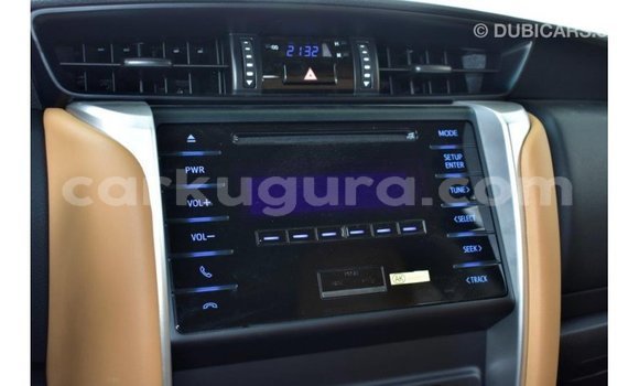 Acheter Import Voiture Toyota Fortuner Autre à Import - Dubai, Bujumbura Acheter Import Voiture Toyota Fortuner Autre à Import - Dubai, Bujumbura