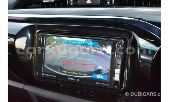 Acheter Import Voiture Toyota Hilux Blanc à Import - Dubai, Bujumbura Acheter Import Voiture Toyota Hilux Blanc à Import - Dubai, Bujumbura