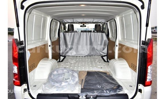 Buy Import Toyota Hiace White Car in Import - Dubai in Bujumbura Buy Import Toyota Hiace White Car in Import - Dubai in Bujumbura