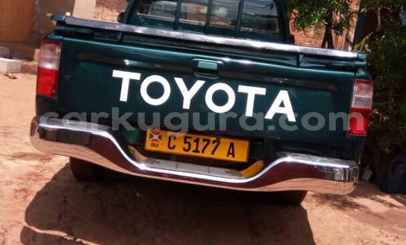 Buy Used Toyota Hilux Green Car in Town hall in Bujumbura Buy Used Toyota Hilux Green Car in Town hall in Bujumbura
