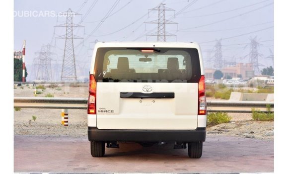 Buy Import Toyota Hiace White Car in Import - Dubai in Bujumbura Buy Import Toyota Hiace White Car in Import - Dubai in Bujumbura