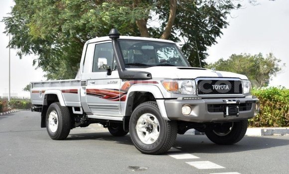Buy Import Toyota Land Cruiser Other Car in Import - Dubai in Bujumbura Buy Import Toyota Land Cruiser Other Car in Import - Dubai in Bujumbura