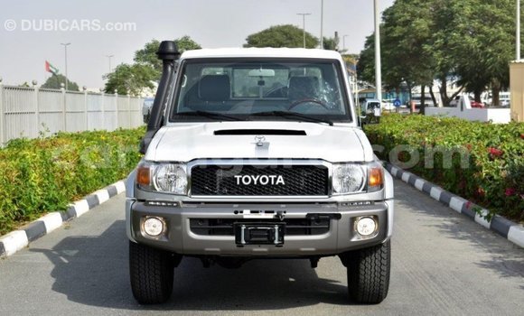 Buy Import Toyota Land Cruiser Other Car in Import - Dubai in Bujumbura Buy Import Toyota Land Cruiser Other Car in Import - Dubai in Bujumbura