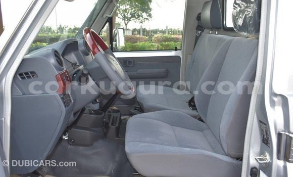Buy Import Toyota Land Cruiser Other Car in Import - Dubai in Bujumbura Buy Import Toyota Land Cruiser Other Car in Import - Dubai in Bujumbura