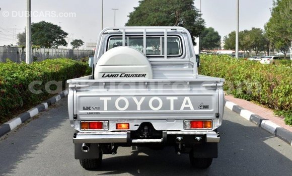 Buy Import Toyota Land Cruiser Other Car in Import - Dubai in Bujumbura Buy Import Toyota Land Cruiser Other Car in Import - Dubai in Bujumbura