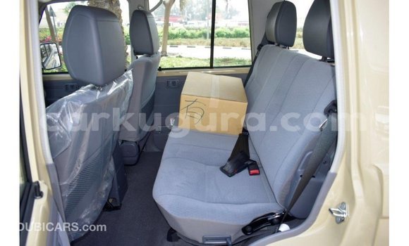 Buy Import Toyota Land Cruiser Beige Car in Import - Dubai in Bujumbura Buy Import Toyota Land Cruiser Beige Car in Import - Dubai in Bujumbura