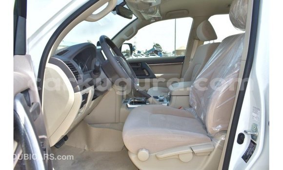Buy Import Toyota Land Cruiser White Car in Import - Dubai in Bujumbura Buy Import Toyota Land Cruiser White Car in Import - Dubai in Bujumbura
