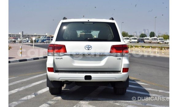 Buy Import Toyota Land Cruiser White Car in Import - Dubai in Bujumbura Buy Import Toyota Land Cruiser White Car in Import - Dubai in Bujumbura