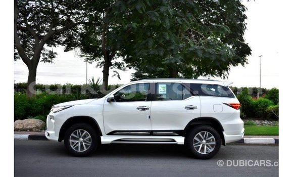 Buy Import Toyota Fortuner White Car in Import - Dubai in Bujumbura Buy Import Toyota Fortuner White Car in Import - Dubai in Bujumbura