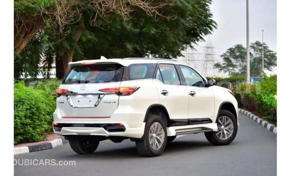Buy Import Toyota Fortuner White Car in Import - Dubai in Bujumbura Buy Import Toyota Fortuner White Car in Import - Dubai in Bujumbura