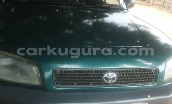 Nunua Ilio tumika Toyota RAV4 Kijani Gari ndani ya ukumbi wa mji nchini Bujumbura Nunua Ilio tumika Toyota RAV4 Kijani Gari ndani ya ukumbi wa mji nchini Bujumbura