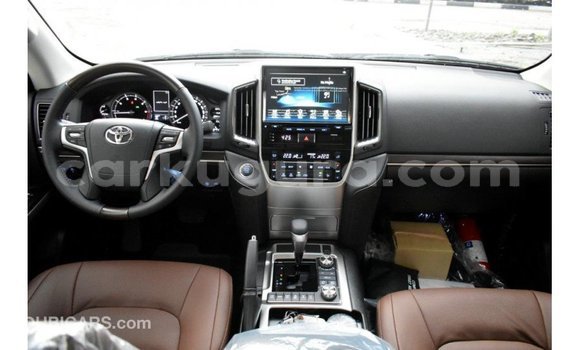 Buy Import Toyota Land Cruiser Other Car in Import - Dubai in Bujumbura Buy Import Toyota Land Cruiser Other Car in Import - Dubai in Bujumbura