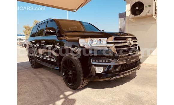Acheter Import Voiture Toyota Land Cruiser Noir à Import - Dubai, Bujumbura Acheter Import Voiture Toyota Land Cruiser Noir à Import - Dubai, Bujumbura