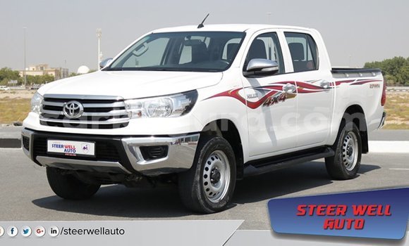 Nunua Imported Toyota Hilux Nyeupe Gari ndani ya Import - Dubai nchini Bujumbura Nunua Imported Toyota Hilux Nyeupe Gari ndani ya Import - Dubai nchini Bujumbura