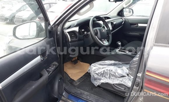 Nunua Imported Toyota Hilux Nyingine Gari ndani ya Import - Dubai nchini Bujumbura Nunua Imported Toyota Hilux Nyingine Gari ndani ya Import - Dubai nchini Bujumbura