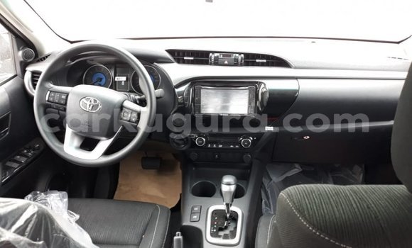 Nunua Imported Toyota Hilux Nyingine Gari ndani ya Import - Dubai nchini Bujumbura Nunua Imported Toyota Hilux Nyingine Gari ndani ya Import - Dubai nchini Bujumbura