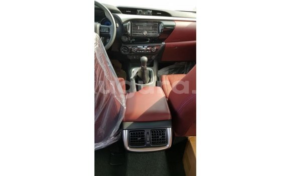 Nunua Imported Toyota Hilux Bluu Gari ndani ya Import - Dubai nchini Bujumbura Nunua Imported Toyota Hilux Bluu Gari ndani ya Import - Dubai nchini Bujumbura