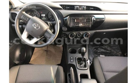 Nunua Imported Toyota Hilux Nyeusi Gari ndani ya Import - Dubai nchini Bujumbura Nunua Imported Toyota Hilux Nyeusi Gari ndani ya Import - Dubai nchini Bujumbura