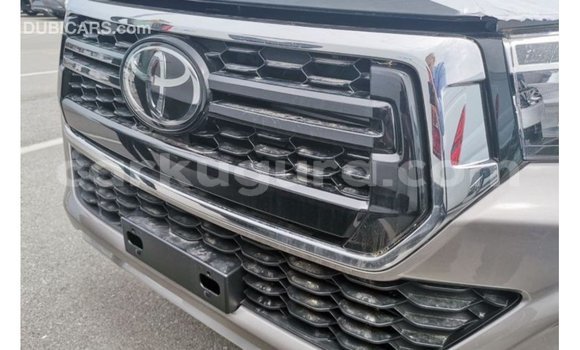 Nunua Imported Toyota Hilux Nyingine Gari ndani ya Import - Dubai nchini Bujumbura Nunua Imported Toyota Hilux Nyingine Gari ndani ya Import - Dubai nchini Bujumbura