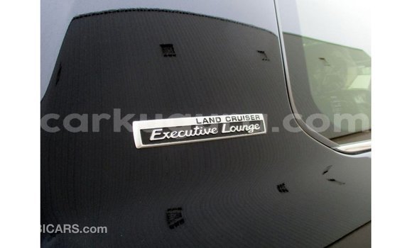Nunua Imported Toyota Land Cruiser Nyeusi Gari ndani ya Import - Dubai nchini Bujumbura Nunua Imported Toyota Land Cruiser Nyeusi Gari ndani ya Import - Dubai nchini Bujumbura