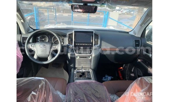 Nunua Imported Toyota Land Cruiser Nyeusi Gari ndani ya Import - Dubai nchini Bujumbura Nunua Imported Toyota Land Cruiser Nyeusi Gari ndani ya Import - Dubai nchini Bujumbura