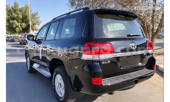 Nunua Imported Toyota Land Cruiser Nyeusi Gari ndani ya Import - Dubai nchini Bujumbura Nunua Imported Toyota Land Cruiser Nyeusi Gari ndani ya Import - Dubai nchini Bujumbura