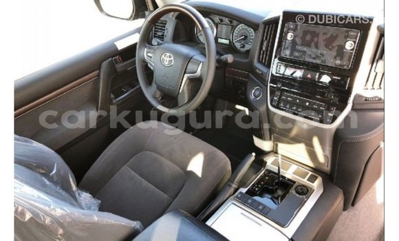 Nunua Imported Toyota Land Cruiser Nyeusi Gari ndani ya Import - Dubai nchini Bujumbura Nunua Imported Toyota Land Cruiser Nyeusi Gari ndani ya Import - Dubai nchini Bujumbura