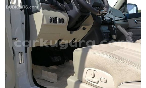 Nunua Imported Mitsubishi Pajero Nyeupe Gari ndani ya Import - Dubai nchini Bujumbura Nunua Imported Mitsubishi Pajero Nyeupe Gari ndani ya Import - Dubai nchini Bujumbura