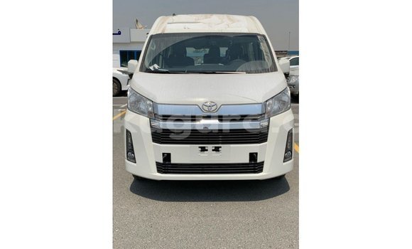 Nunua Imported Toyota Hiace Nyeupe Gari ndani ya Import - Dubai nchini Bujumbura Nunua Imported Toyota Hiace Nyeupe Gari ndani ya Import - Dubai nchini Bujumbura